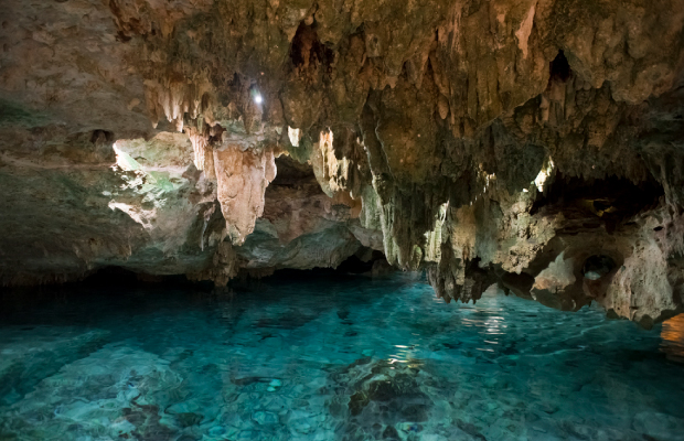 Interior de cueva