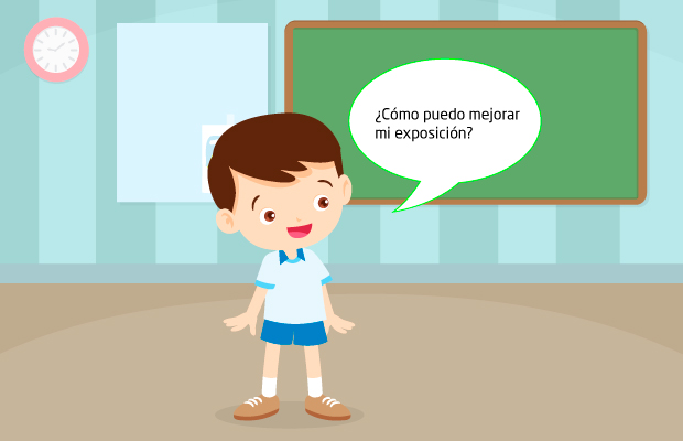 Niño exponiendo