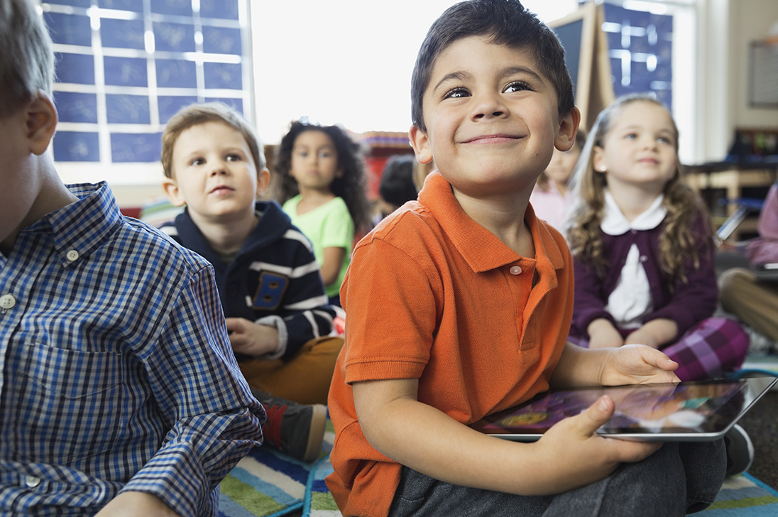ECUELA COLEGIO ACTUAL MIXTA NIÑOS NIÑAS MAESTRO MAESTRA ENSEÑAR APRENDER TECNOLOGÍA