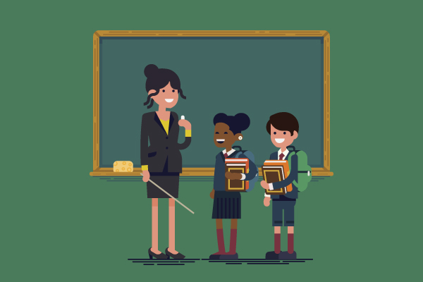 Maestra con alumnos frente al pizarrón